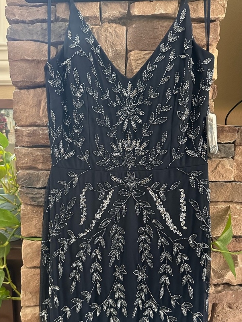 Marina Navy Beaded Spaghetti Strap Evening size 12 Gown in excellent condition